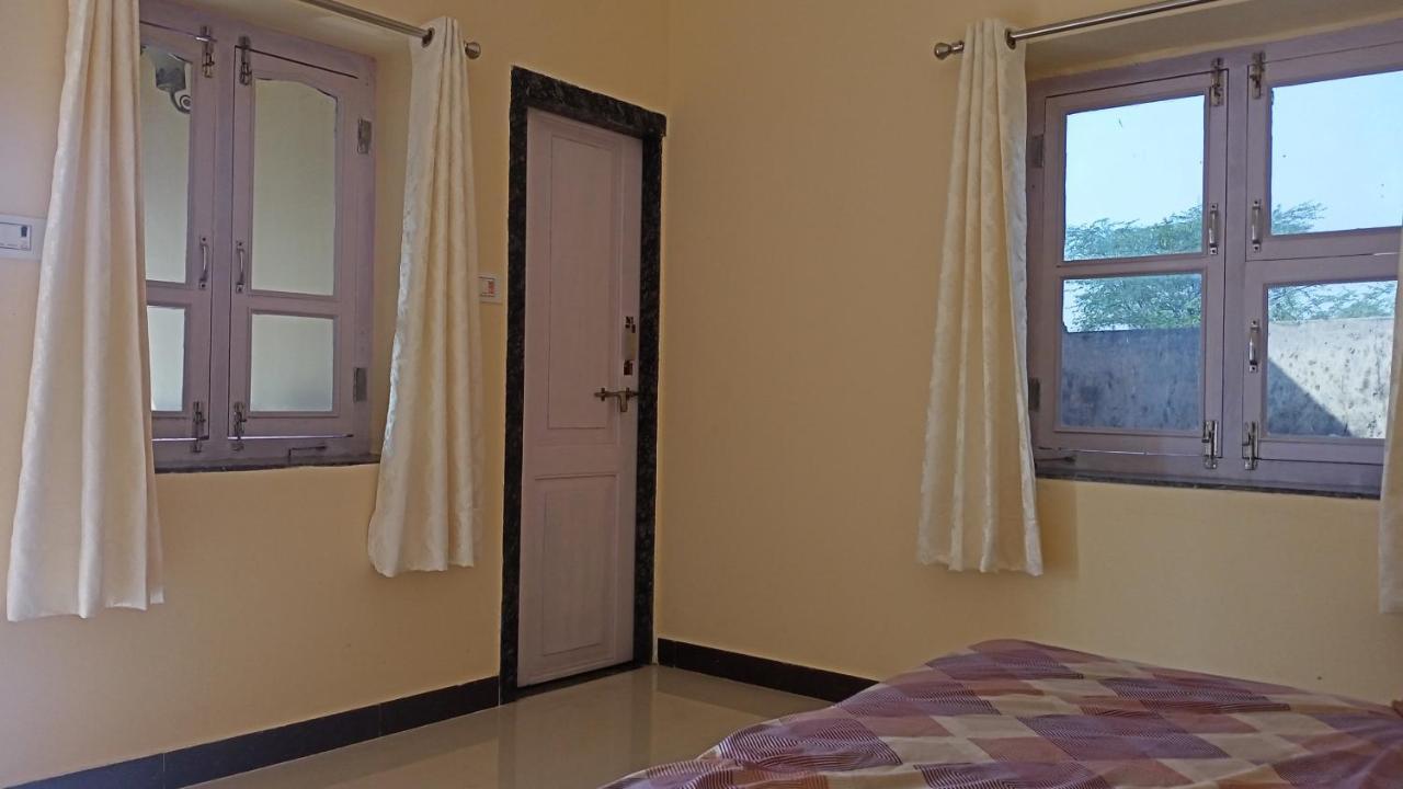 Jawai Balwant Villas ビジャパール エクステリア 写真